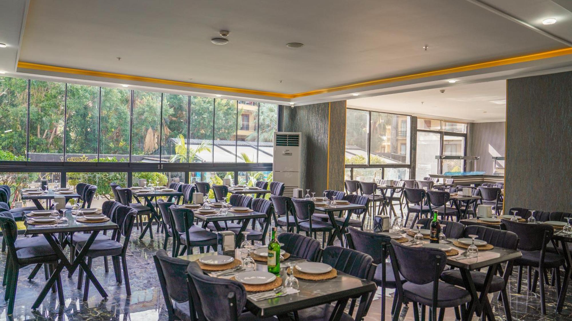 Grand Alisa Hotel Аланя Екстериор снимка