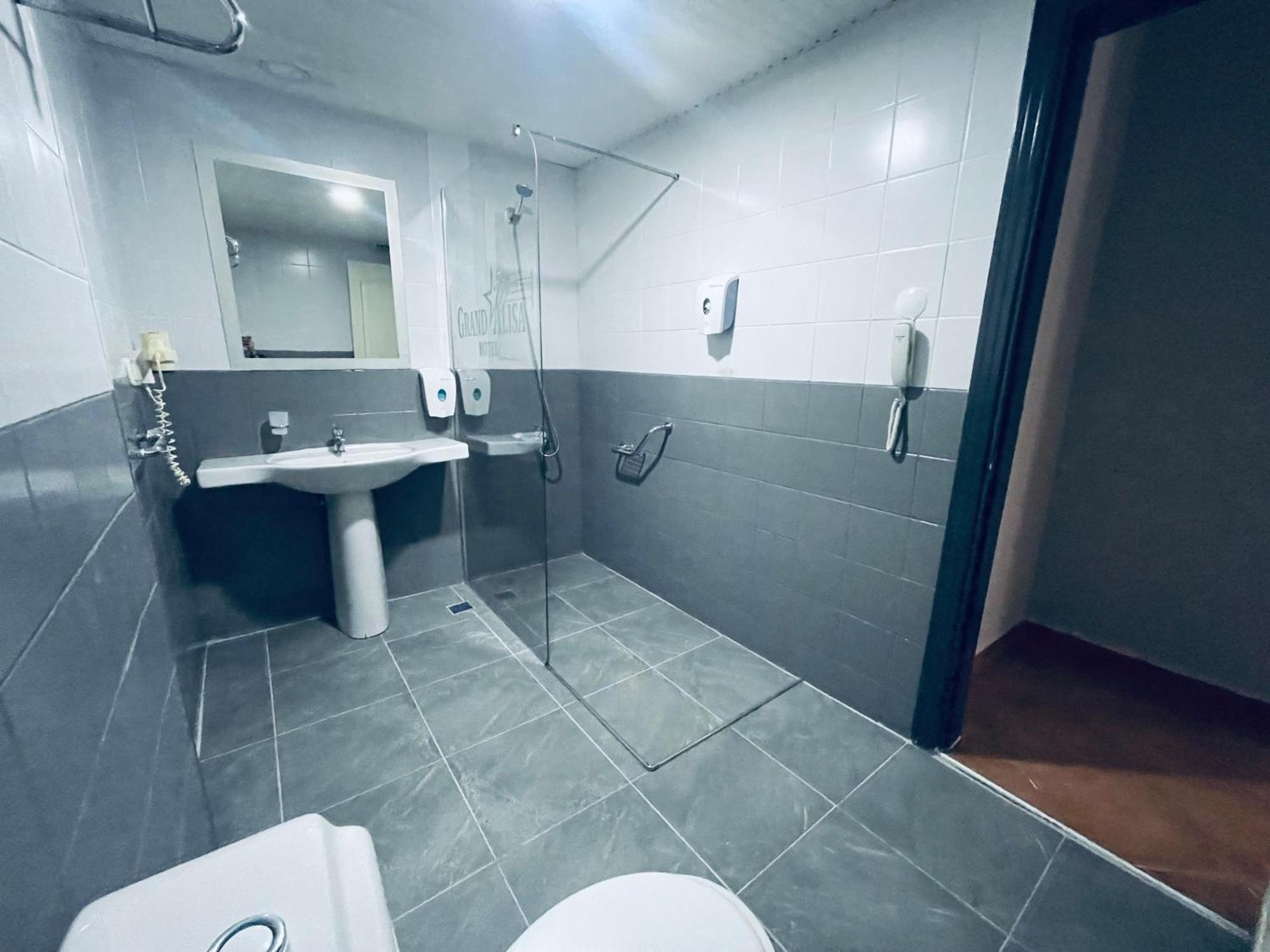 Grand Alisa Hotel Аланя Екстериор снимка